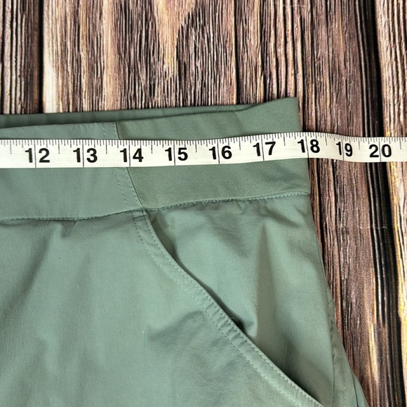 Columbia Athletic Skort- Size XL - Picture 7 of 8